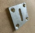 Montasjeplate 140 × 140 × 8 mm – forsenkede M12 bolthull